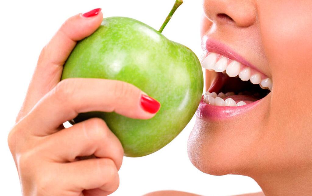 Oral Health & The Foods You Eat